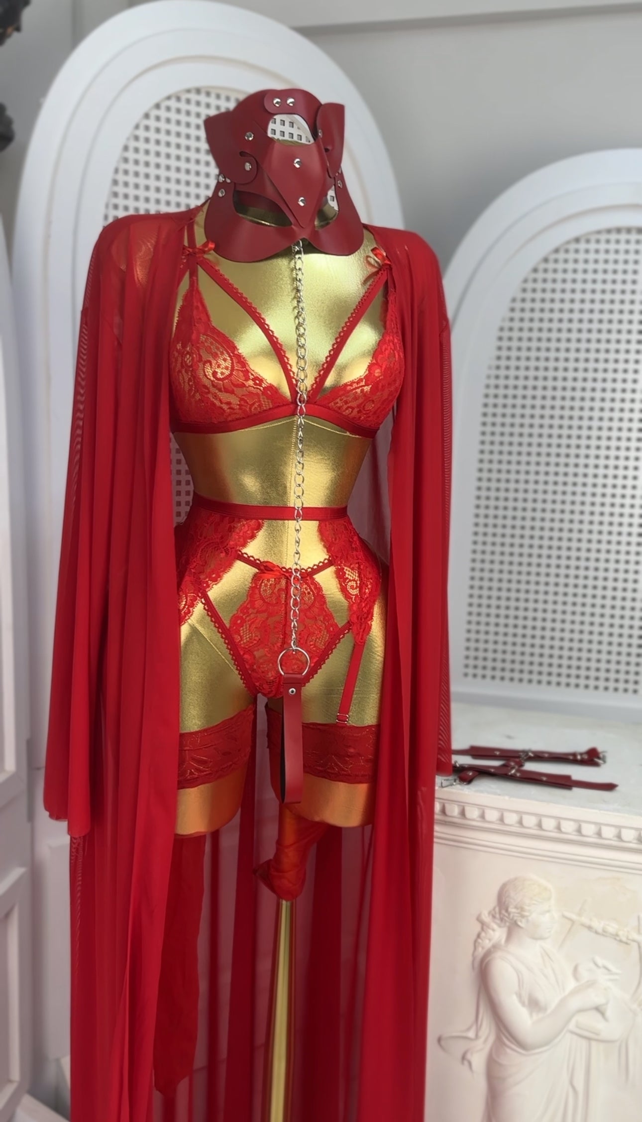 Yılbaşı Özel Aisha Club Kırmızı Dantelli Jartiyer Takımı Çorap Dahil