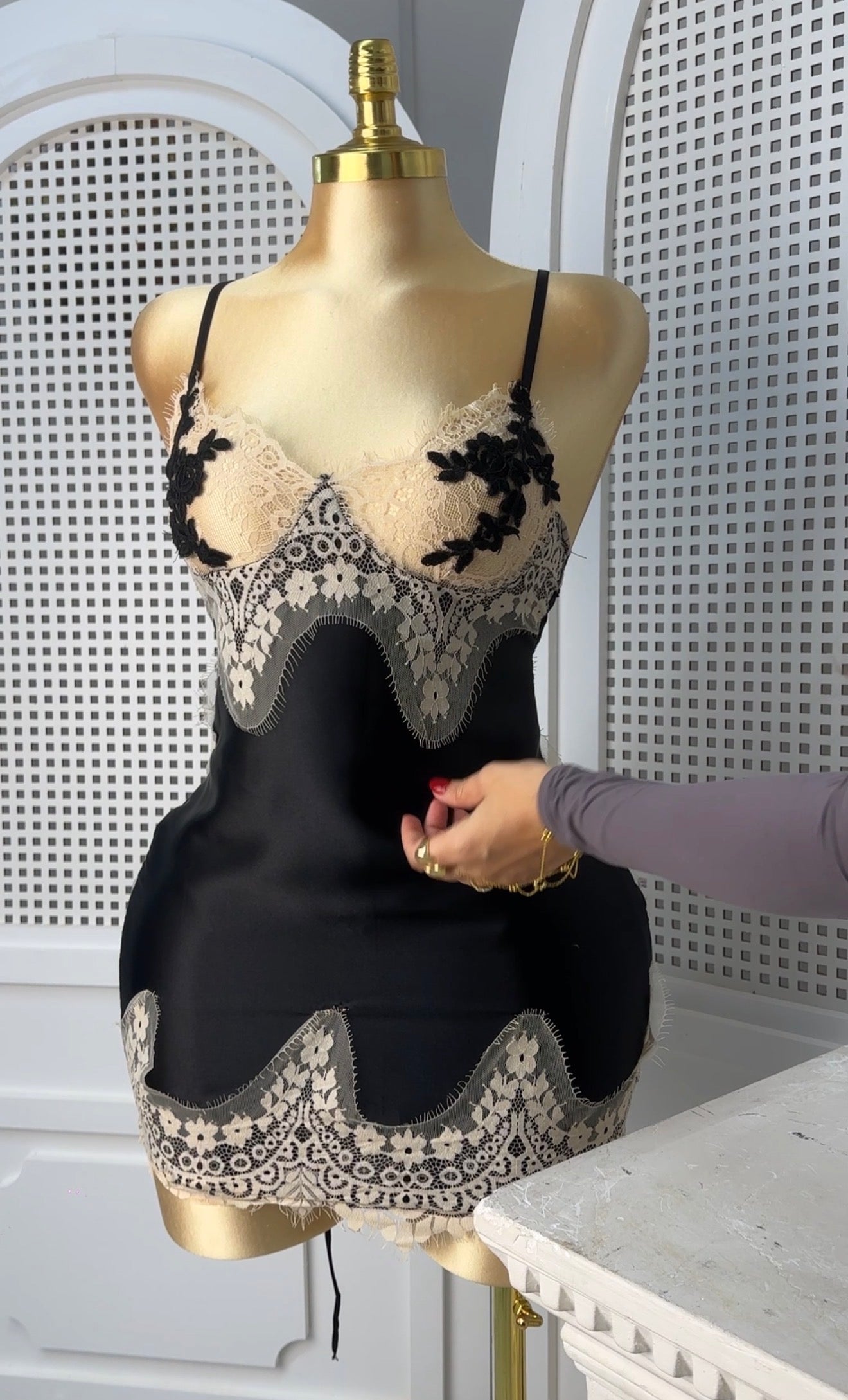 Alexis Luxury Babydoll Black